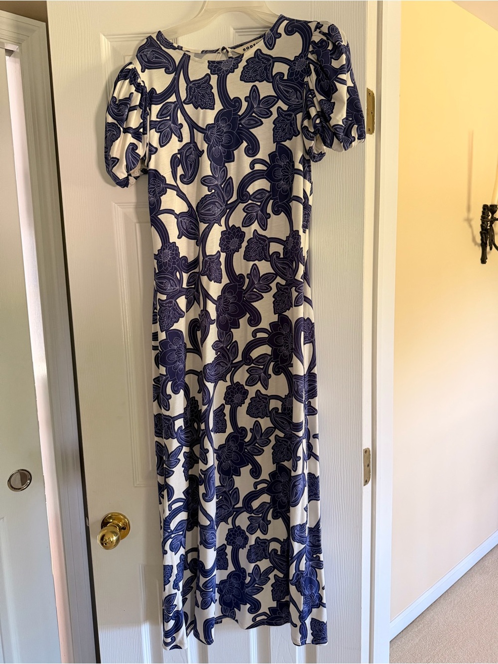 Boden White and Navy Floral Midi Dress - Classic Women's Dress